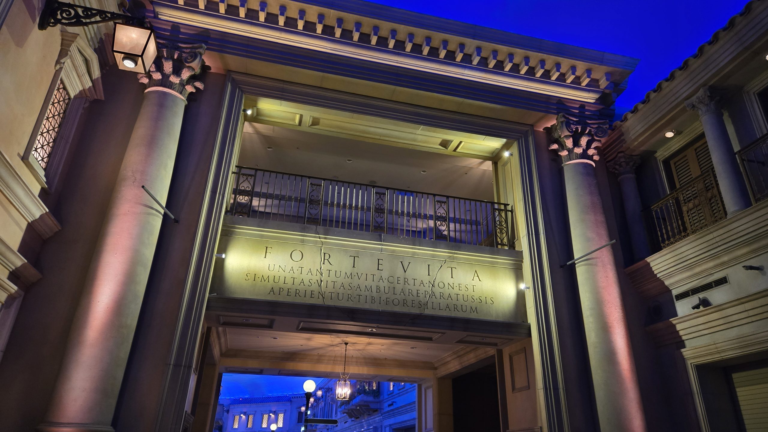 真夜中の晩餐会